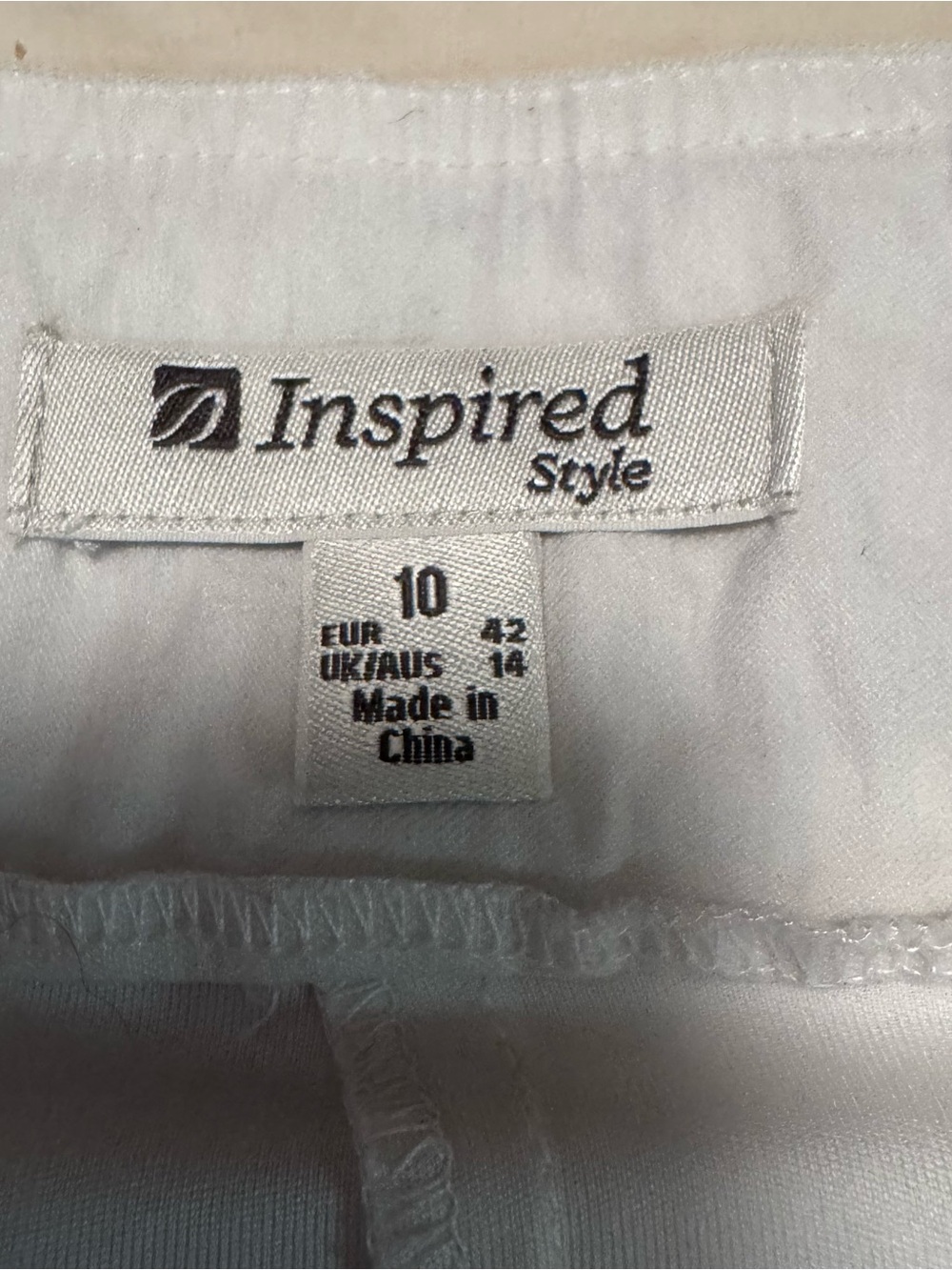 White Skort Size 10 - Picture 3 of 9